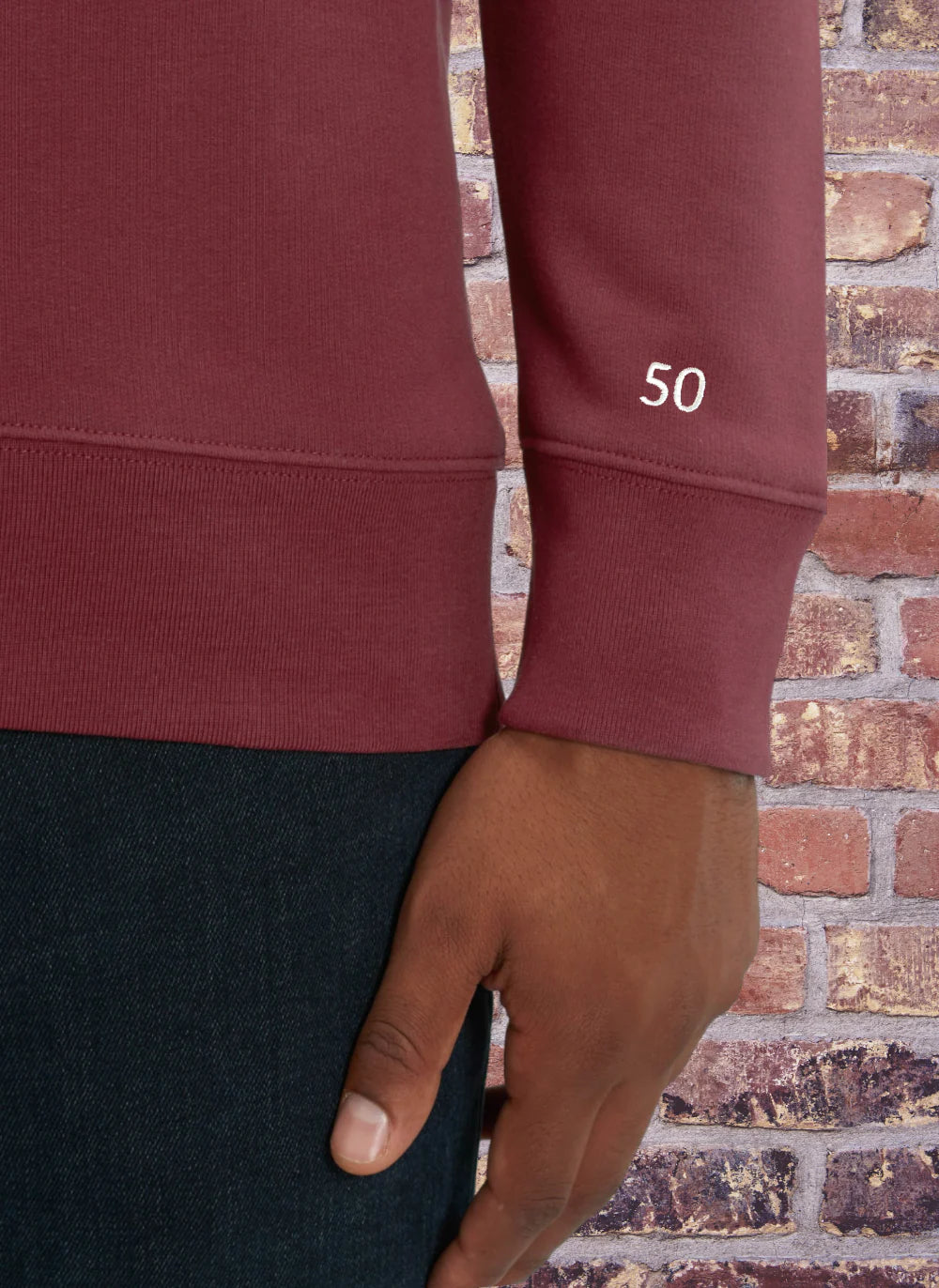 pull brodé manche